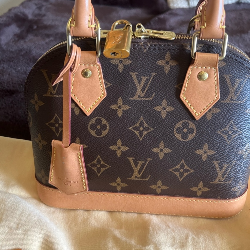 Louis Vuitton Alma BB monogram